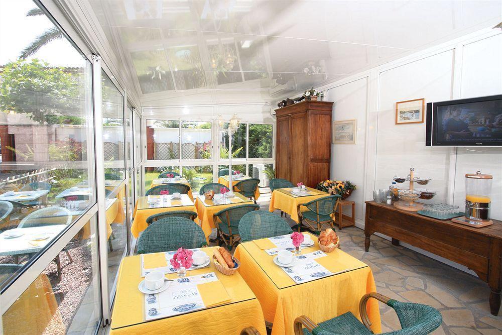 Logis Hotel l'Esterella Saint-Raphaël Esterno foto